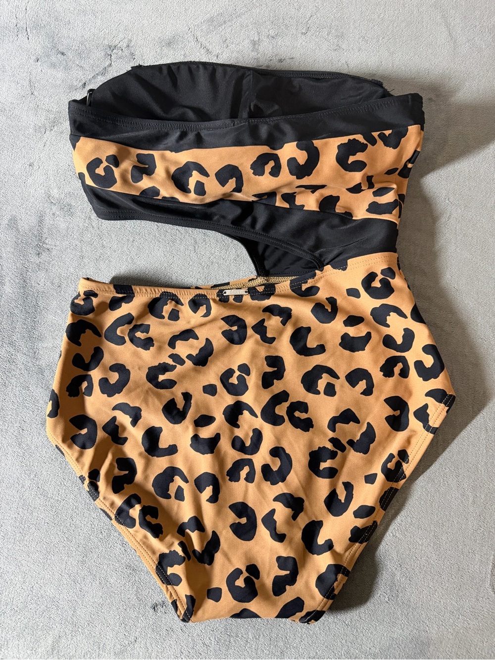 DKNY Tan and Black Leopard One-Piece Swimwear Size 8 - Picture 3 of 8